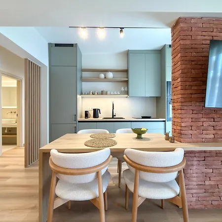 Luxury Downtown F2 *