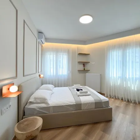 Luxury Downtown F2